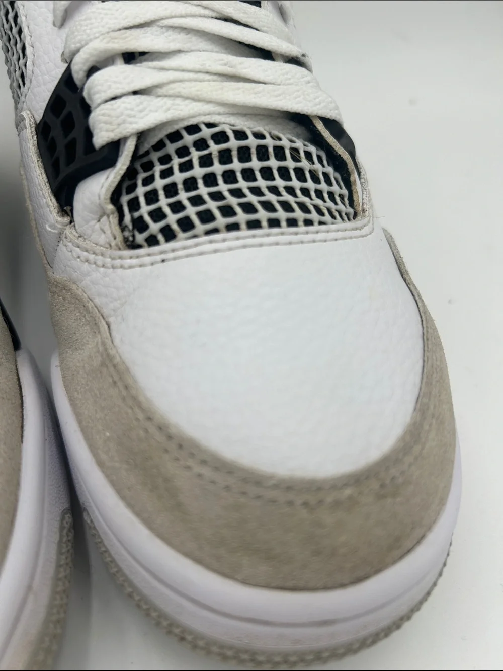 Nike Air Jordan 4 Retro 